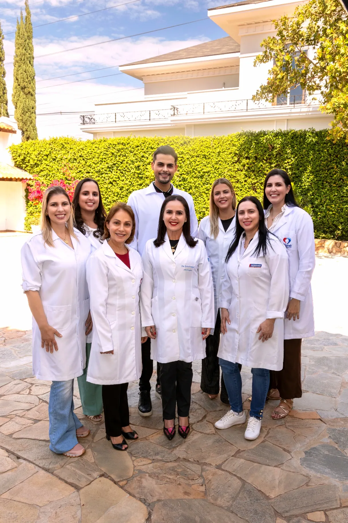 Equipe multidisciplinar do Grupo Cene — médicos e enfermeiros