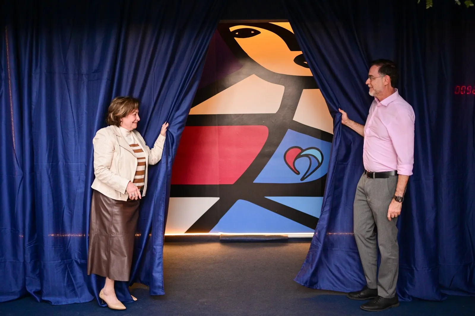 Entrega do mural comemorativo dos 40 anos